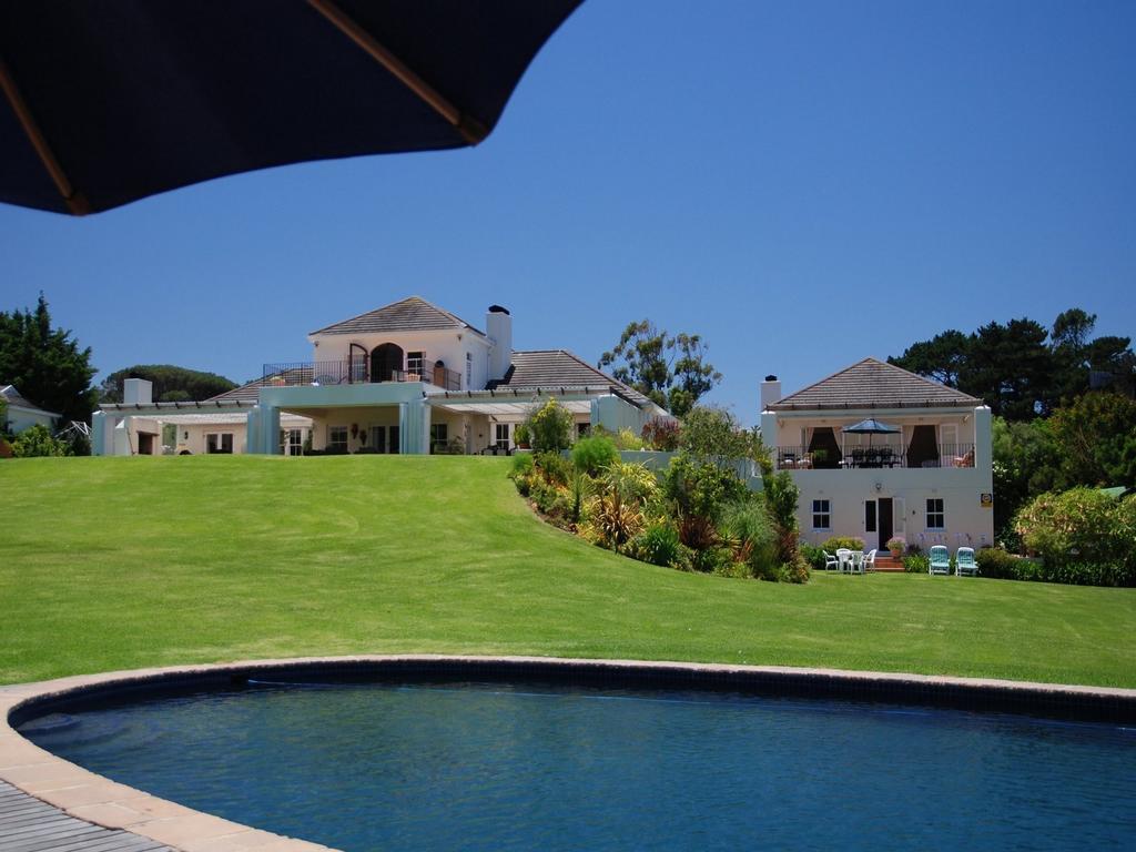 Majini Guesthouse Sweet Valley Exterior photo